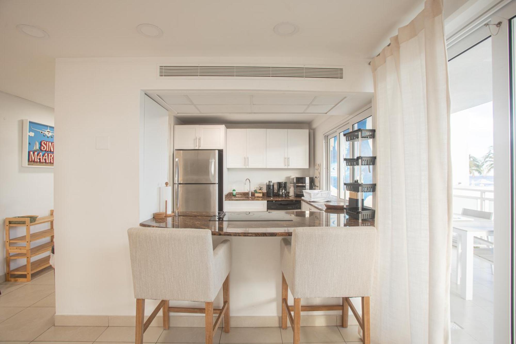 Maho Beach House - Luxe 1 Bedroom - Ocean Hideaway Buitenkant foto