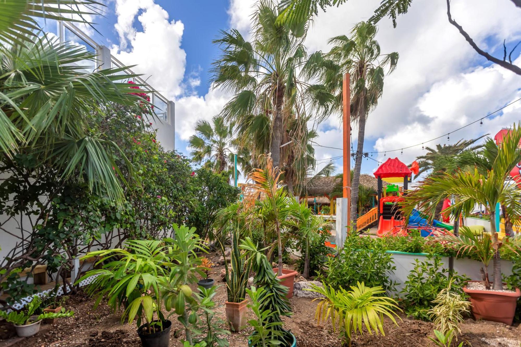 Maho Beach House - Luxe 1 Bedroom - Ocean Hideaway Buitenkant foto